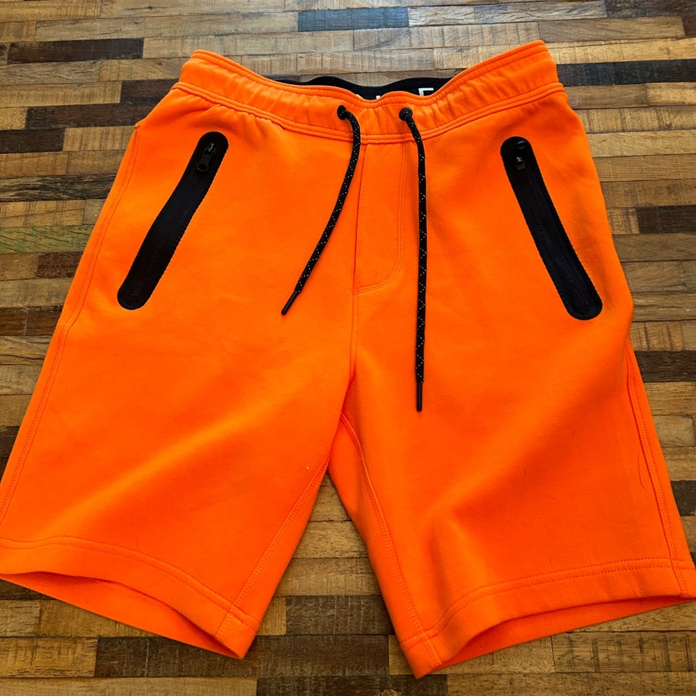 Men’s Xs American Eagle shorts